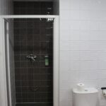 Baño 8. Casa Rural El Nidal. Casas de Don Pedro. La siberia Extremeña